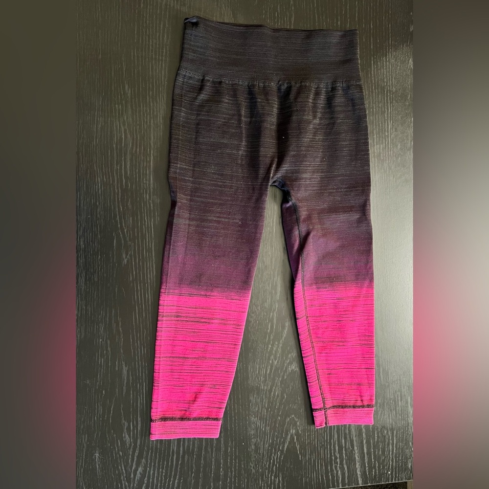 shosho Black to Hot Pink Ombre Leggings